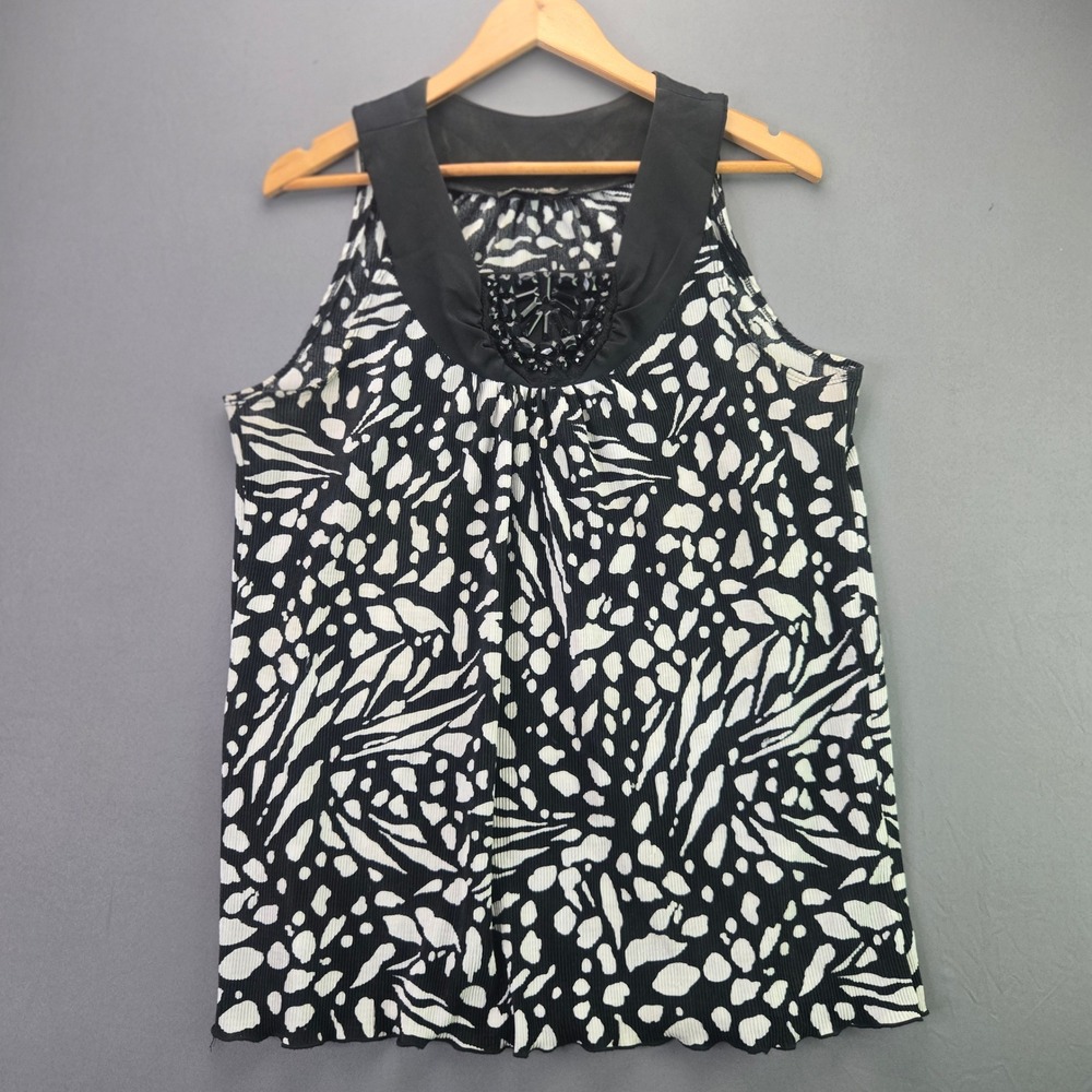 Notations Blouse XL Black White Animal Print Beaded Neck Sleeveless Top MBDU0247